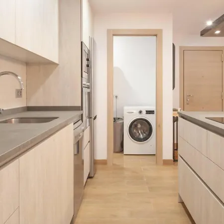 Apartment Avg Alfonso I *