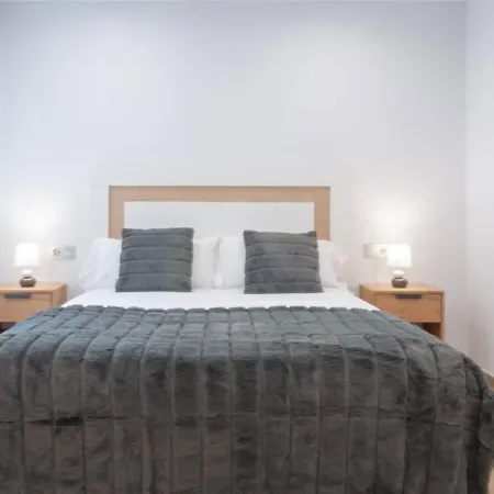 Avg Alfonso I Apartment