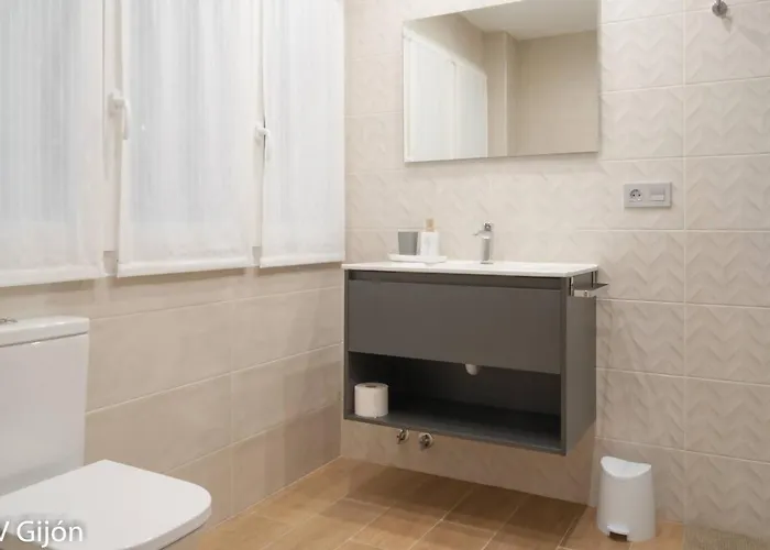 아파트 Avg Alfonso I 기욘