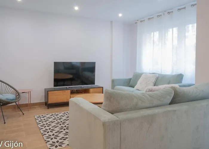 Avg Alfonso I 아파트 기욘